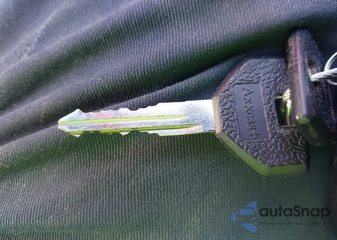 1998 Dodge Dakota Slt/Sport from USA, damaged, VIN 1B7GG22X1WS603312